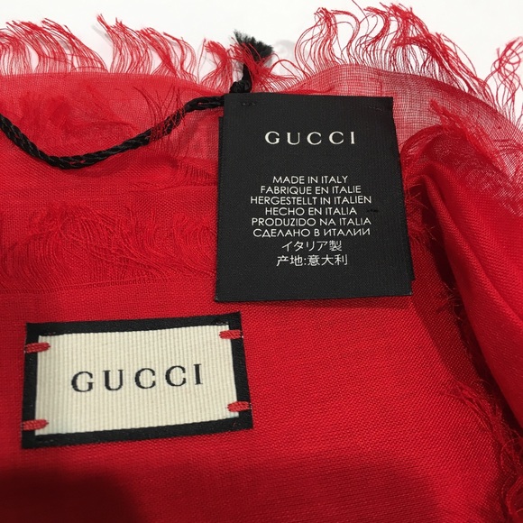 Gucci "Tomorrow is Now Yesterday" Red Silk Pashmina /Shawl -NEW - Picture 7 of 10
